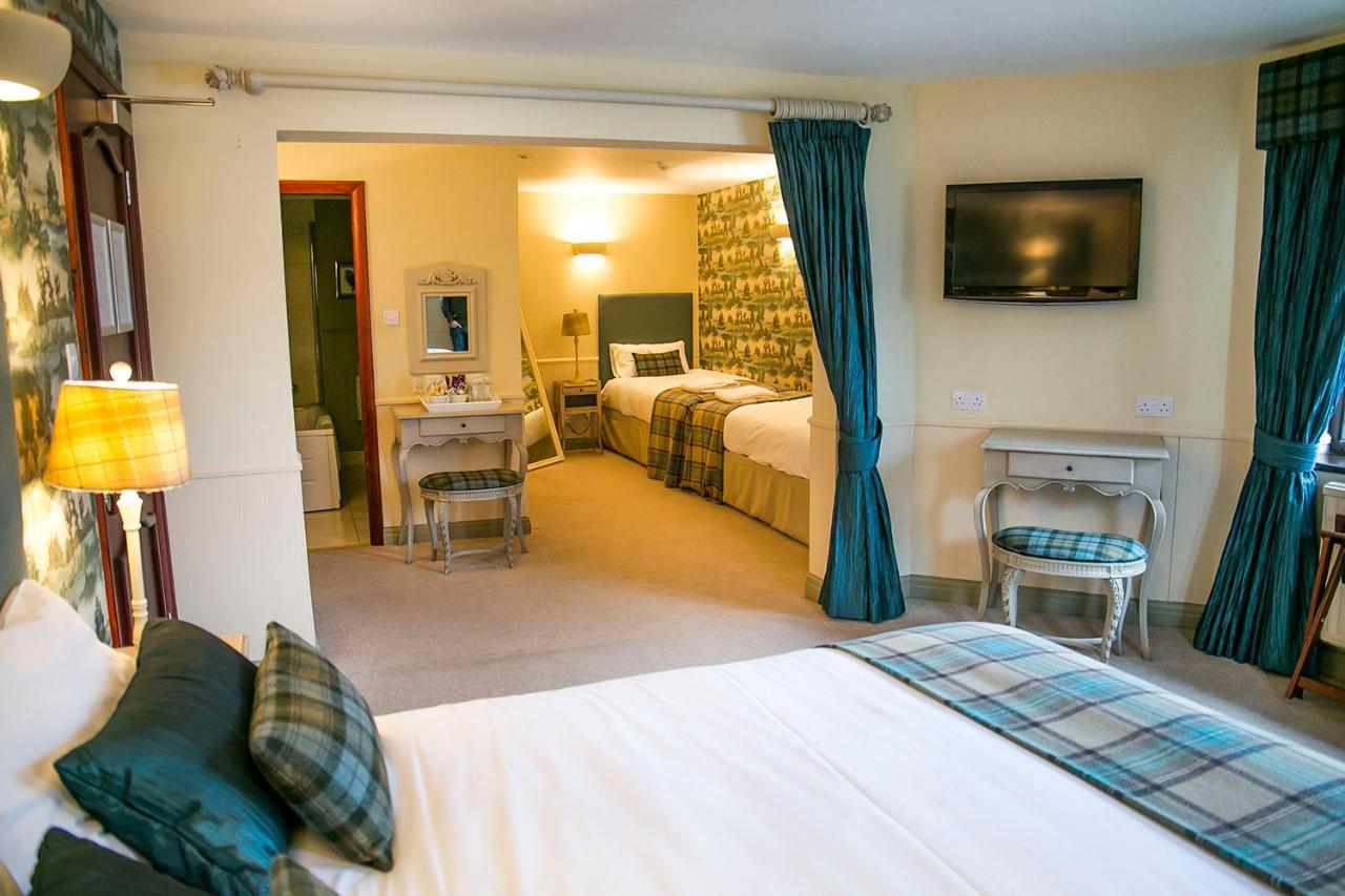 Hotel The Red Lion Hawkshaw Bury  Esterno foto